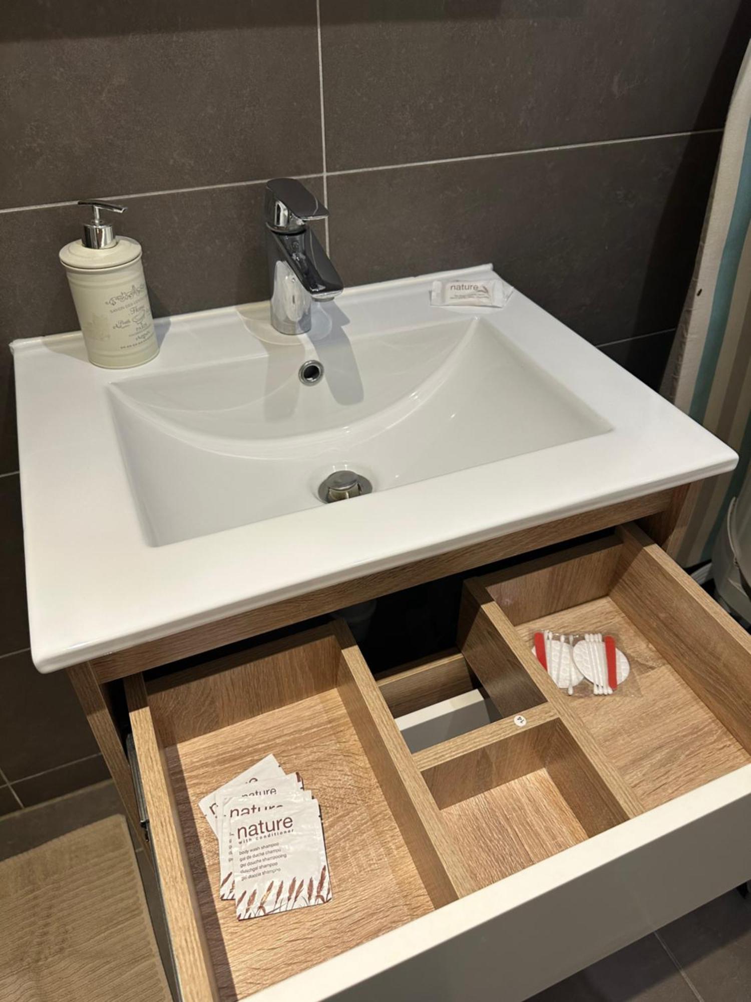 #2 Très Beau T3 1er étage tout confort, neuf, Mulhouse centre Esterno foto